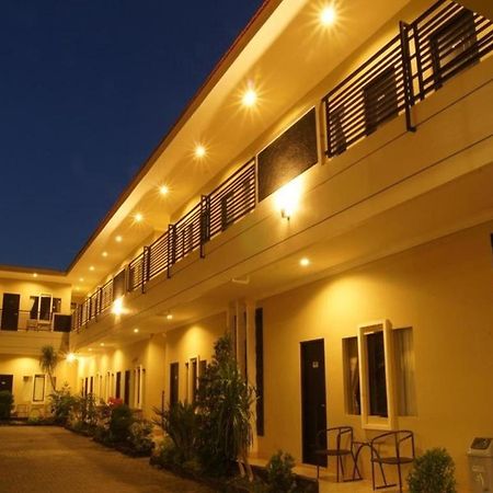 The Winner Premier Hotel Pemalang Екстер'єр фото