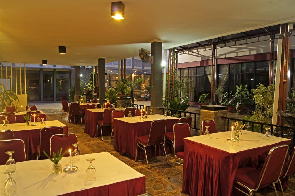 The Winner Premier Hotel Pemalang Екстер'єр фото